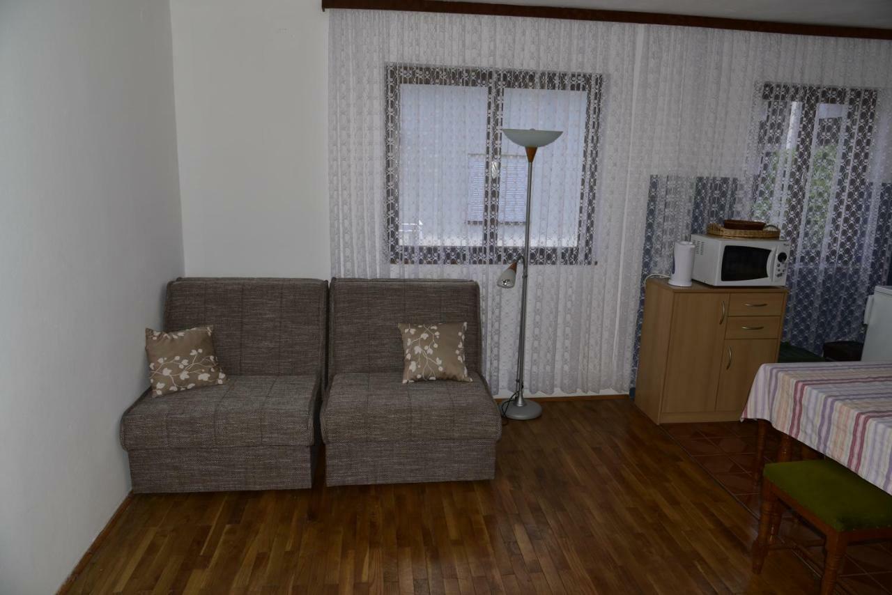 Apartment Palm Tree Малинска Экстерьер фото